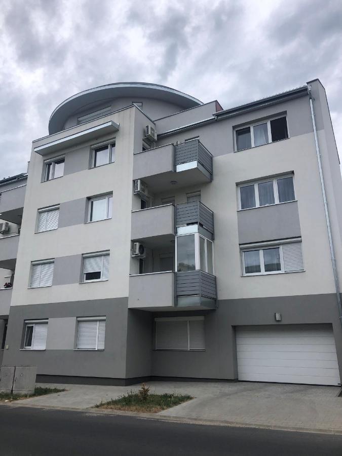 Glamour Apartman Tapolca Exterior foto